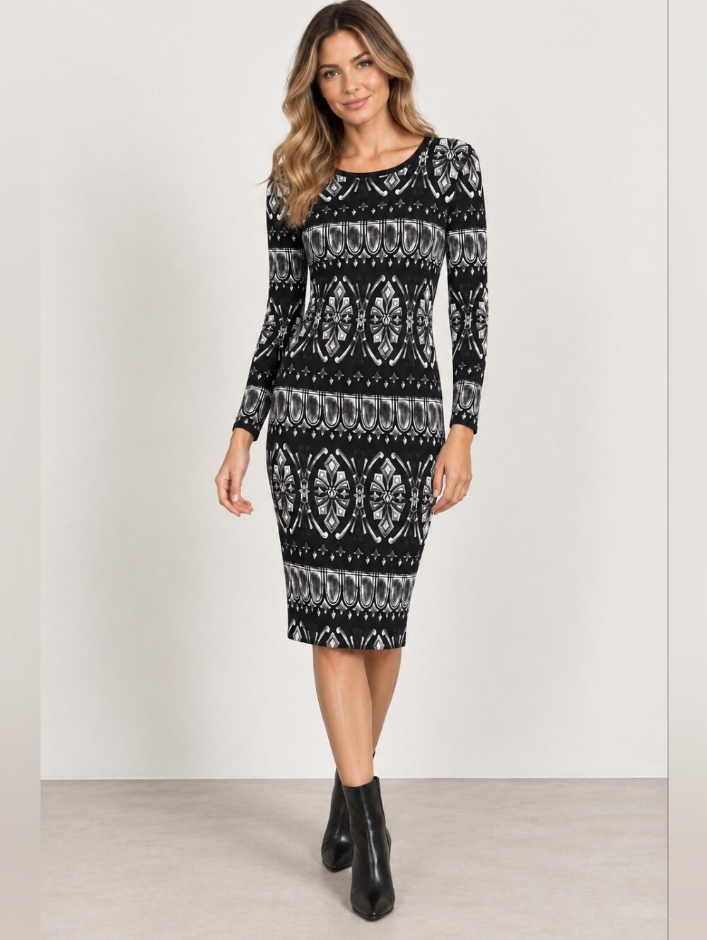 Tory Burch Black and White Long Sleeve Printed Sheath Dress